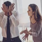 Як позбутися постійних докорів у стосунках