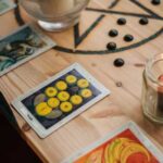 Як дізнатися, якої думки про вас чоловік — звернімося до прикмет та…