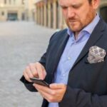 Чому деякі жінки постійно привертають одружених чоловіків і як це виправити