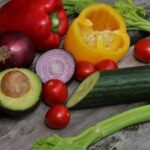 Названо чотири продукти, які стають небезпечними під час зберігання в холодильнику