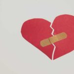 5 знаків Зодіаку, яким постійно не щастить у коханні
