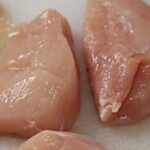 Як вчинити, якщо м’ясо «з душком» — не поспішайте викидати продукт