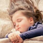 Як швидко і без сліз укласти дитину 3-12 років спати
