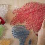 Червона нитка як оберіг у дорозі: як підготувати для спокійної подорожі