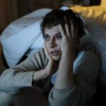 Популярні способи боротьби з безсонням, які можуть завдати шкоди організму