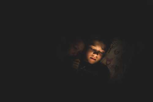 Будь-яке освітлення під час сну загрожує ожирінням і проблеми зі здоров’ям