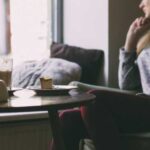 Як жінці сусіди запропонували доїсти салат і торт