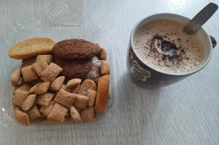 Як є солодке і не товстіти: 3 хитрощі, які дійсно працюють