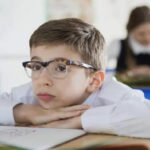 ПЕРЕЗАВАНТАЖЕННЯ очей. Плавання дозволяє дітям краще бачити