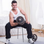 Як накачати м'язи в домашніх умовах?