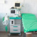 Кримінальну справу порушили проти 17 працівників мінського медичного центру: що сталося