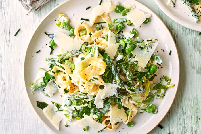 Користь спаржі: чому варто включити цей весняний овоч у своє меню 22