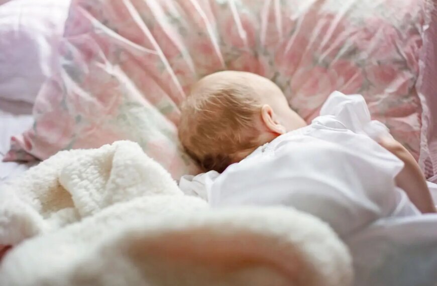 Скільки насправді повинен спати ваш малюк: поради та секрети здорового дитячого сну
