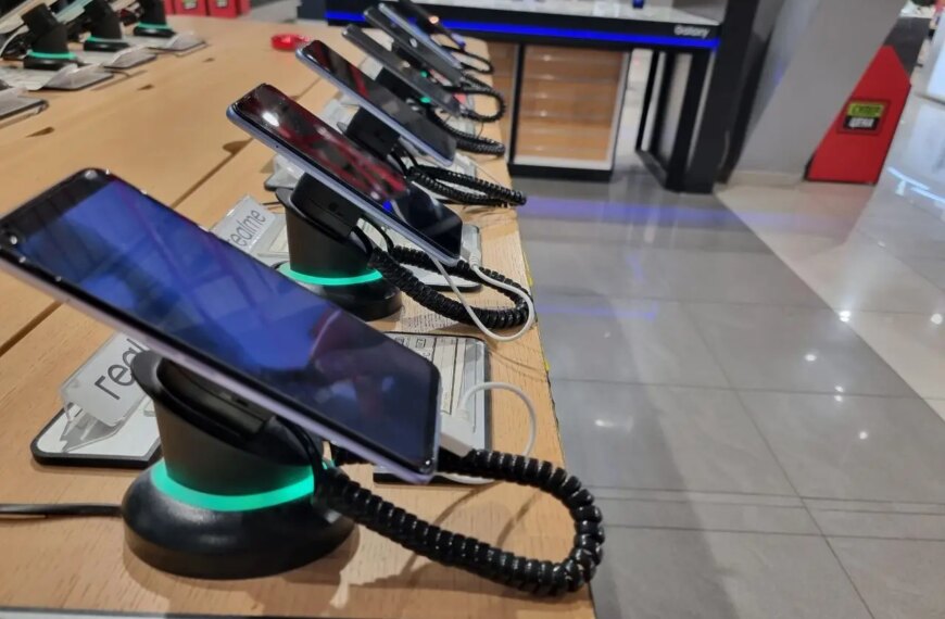 Скільки часу дитині можна проводити в телефоні без шкоди для розвитку: поради для батьків