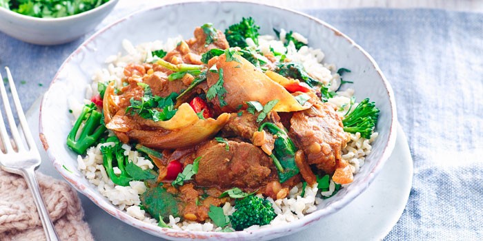 Чому варто зменшити споживання цукру: вплив на здоров’я та як це зробити