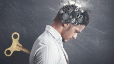 МНУ 9 Геніальний спосіб підтримувати себе в чудовій формі при 12-годинному робочому дні, про який ви…
