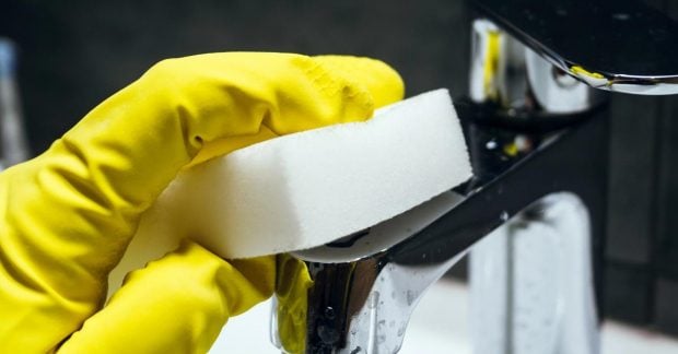 Як позбутися вапняного нальоту на унітазі та змішувачах: експерти назвали дієвий метод