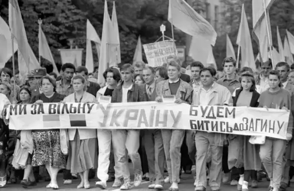 35 років Незалежності: формула української самобутності та права будувати майбутнє 13