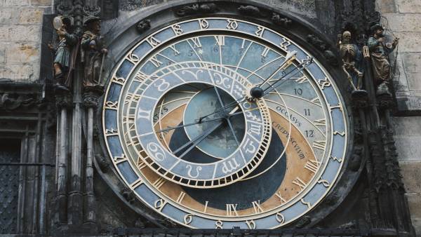 Гороскоп на серпень 2026: Прогнози для всіх знаків Зодіаку