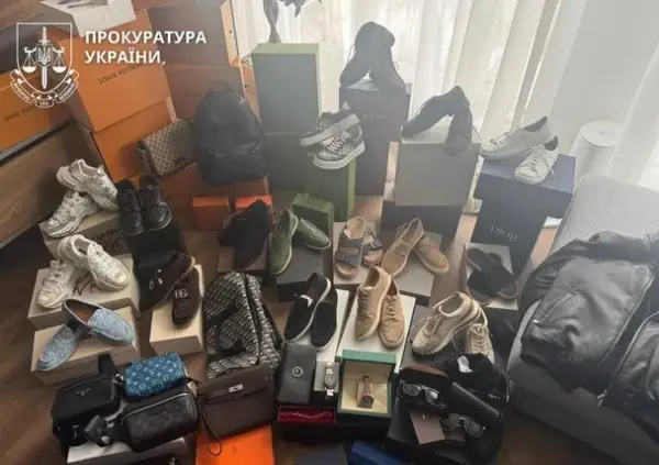 Від служби до мільйонних статків: як офіцер ДШВ заробив на розкішному житті 11 Від служби до мільйонних статків: як офіцер ДШВ заробив на розкішному житті 11