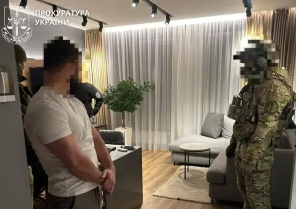 Від служби до мільйонних статків: як офіцер ДШВ заробив на розкішному житті 15 Від служби до мільйонних статків: як офіцер ДШВ заробив на розкішному житті 15