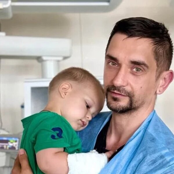 На Київщині дворічну дитину вкусила змія: стан важкий