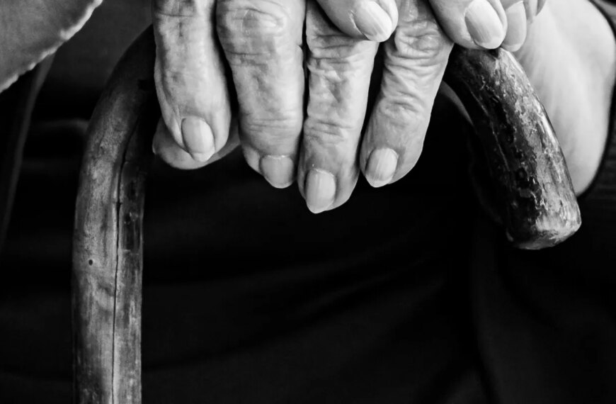 Секрети довголіття: що розкрило дослідження 117-річної жінки