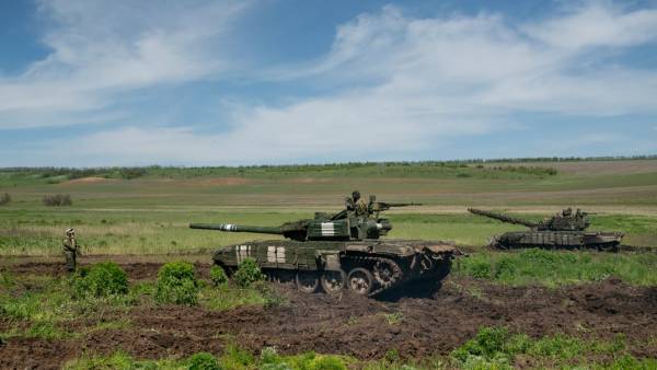 Українські військові зламали російські телефони, щоб наводити вогонь під час наступу на півдні